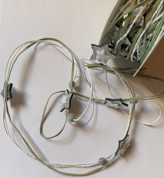 Band Delia, mit Stern grün-silber